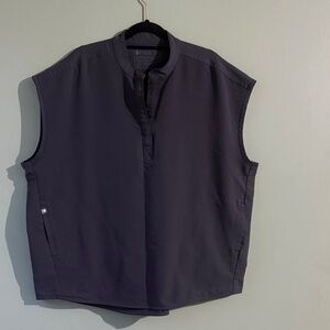 Figs women’s charcoal Rafaela scrub top XL